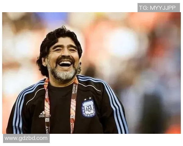 冷门足球明星的传奇人生与不为人知的故事探索之旅 冷门足球明星的传奇人生与不为人知的故事探索之旅