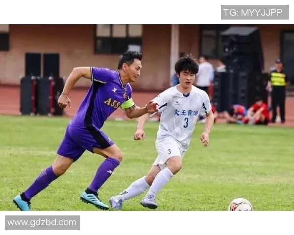 足球明星跨界挑战踢球与上篮精彩瞬间集锦 足球明星跨界挑战踢球与上篮精彩瞬间集锦