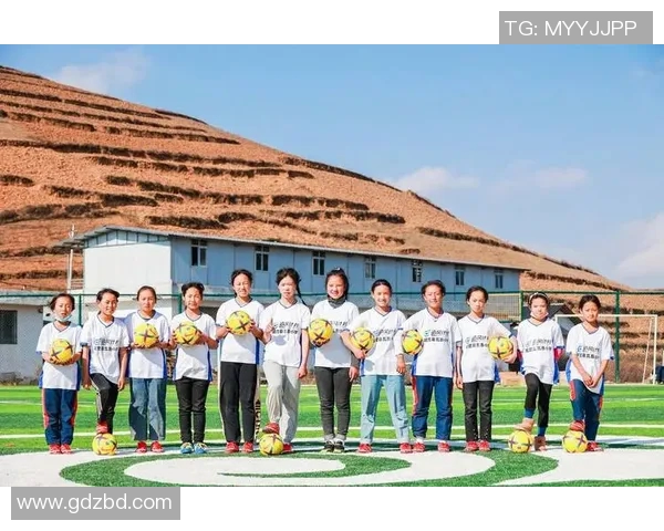 女孩们的足球梦从小白到明星的成长之路 女孩们的足球梦从小白到明星的成长之路