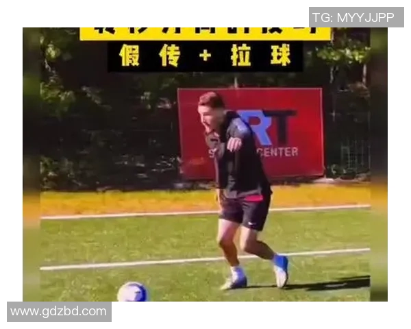 足球明星假动作精彩瞬间集锦让你领略足球艺术的魅力与技巧